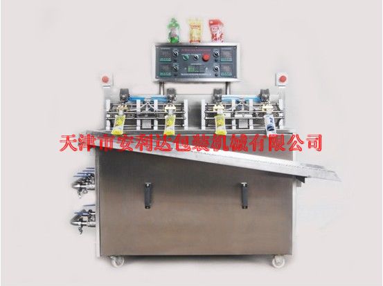 YBJ－500－4A液体包装机